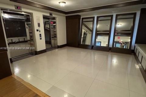 Condominio en alquiler en Miami, Florida, 2 dormitorios, 88.07 m2 № 1975438 - foto 16