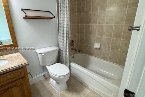 Condominio en alquiler en Miami, Florida, 2 dormitorios, 88.07 m2 № 1975438 - foto 8