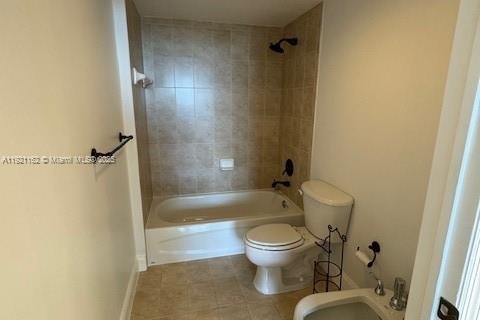 Condominio en alquiler en Miami, Florida, 2 dormitorios, 88.07 m2 № 1975438 - foto 10