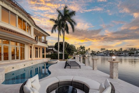 Casa en venta en Lighthouse Point, Florida, 5 dormitorios, 883.59 m2 № 2146998 - foto 2