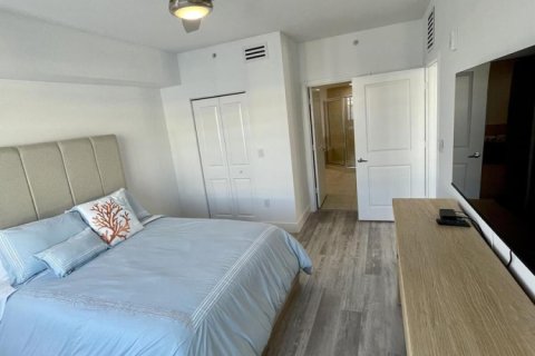 Condo in Stuart, Florida, 2 bedrooms  № 2401231 - photo 13
