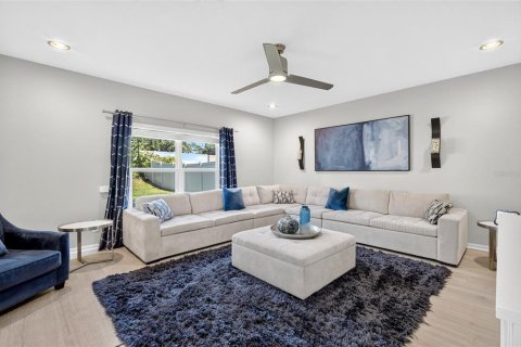 Villa ou maison à vendre à Groveland, Floride: 4 chambres, 240.25 m2 № 2200407 - photo 21