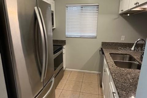 Apartamento en alquiler en Gainesville, Florida, 3 dormitorios, 102.75 m2 № 1913951 - foto 5