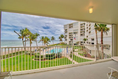 Condo in Highland Beach, Florida, 2 bedrooms  № 2190830 - photo 7