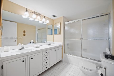 Condominio en venta en Davie, Florida, 2 dormitorios, 105.91 m2 № 2073421 - foto 19