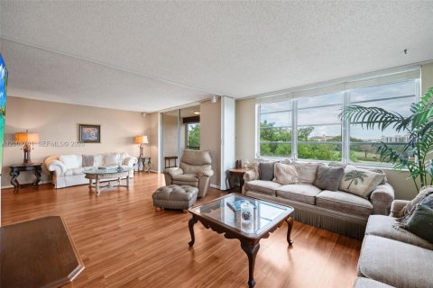 Condominio en venta en Davie, Florida, 2 dormitorios, 105.91 m2 № 2073421 - foto 8