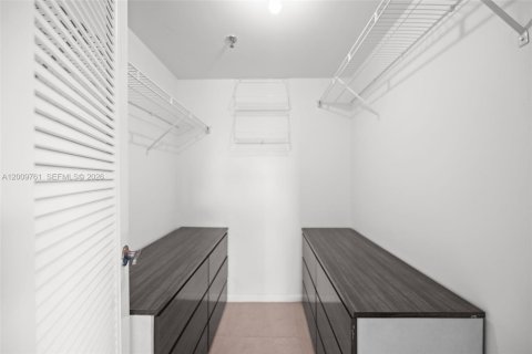 Condominio en venta en Davie, Florida, 2 dormitorios, 105.91 m2 № 2073421 - foto 20