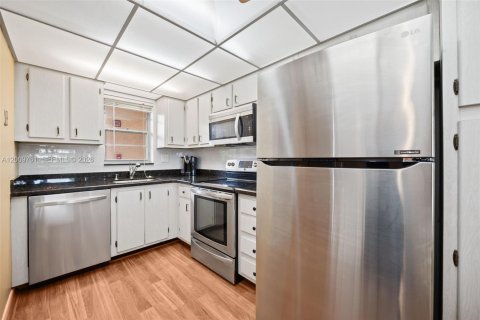 Condominio en venta en Davie, Florida, 2 dormitorios, 105.91 m2 № 2073421 - foto 12