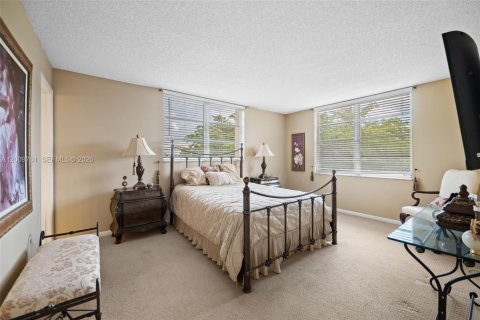 Condominio en venta en Davie, Florida, 2 dormitorios, 105.91 m2 № 2073421 - foto 16