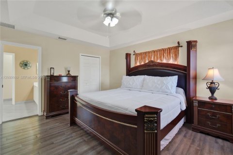 Купить виллу или дом в Хомстед, Флорида 3 спальни, 195м2, № 2065403 - фото 27