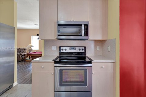 Купить виллу или дом в Хомстед, Флорида 3 спальни, 195м2, № 2065403 - фото 22