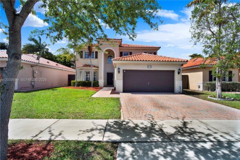 Купить виллу или дом в Хомстед, Флорида 3 спальни, 195м2, № 2065403 - фото 2