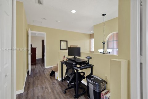 Купить виллу или дом в Хомстед, Флорида 3 спальни, 195м2, № 2065403 - фото 25