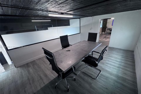 Купить коммерческую недвижимость в Форт-Лодердейл, Флорида № 1978258 - фото 6