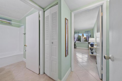 Condominio en venta en Jensen Beach, Florida, 2 dormitorios, 118.17 m2 № 2248555 - foto 15
