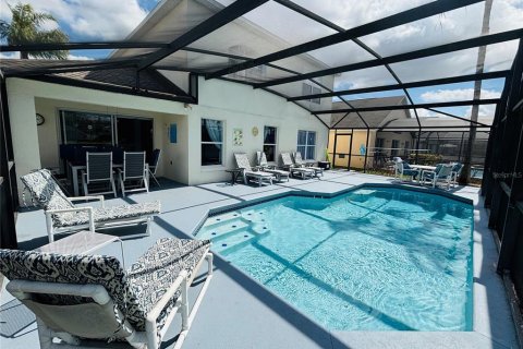 Casa en venta en Kissimmee, Florida, 5 dormitorios, 215.25 m2 № 2106393 - foto 27