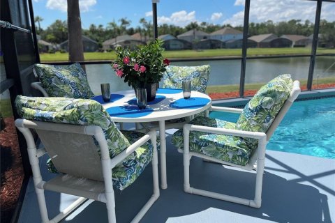 Casa en venta en Kissimmee, Florida, 5 dormitorios, 215.25 m2 № 2106393 - foto 30