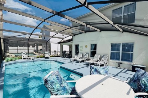 Casa en venta en Kissimmee, Florida, 5 dormitorios, 215.25 m2 № 2106393 - foto 28