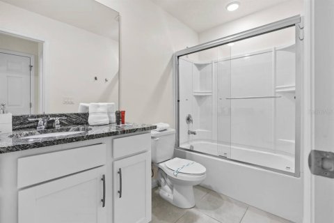 Villa ou maison à vendre à Kissimmee, Floride: 7 chambres, 328.22 m2 № 2406442 - photo 24