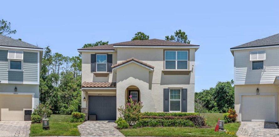 Villa ou maison à Kissimmee, Floride 7 chambres, 328.22 m2 № 2406442