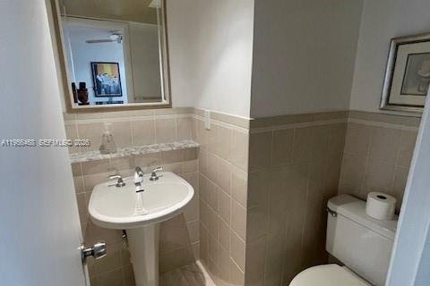 Купить таунхаус в Авентура, Флорида 3 спальни, 188.78м2, № 2153473 - фото 24