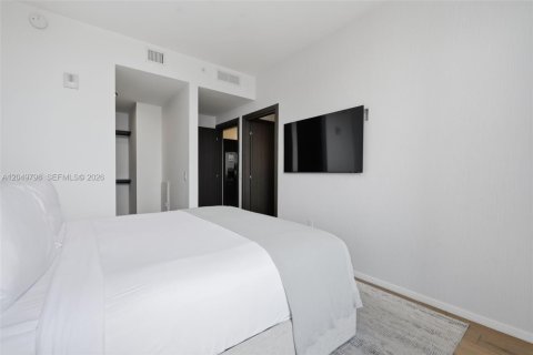 Condo in Miami, Florida, 1 bedroom  № 2252316 - photo 21