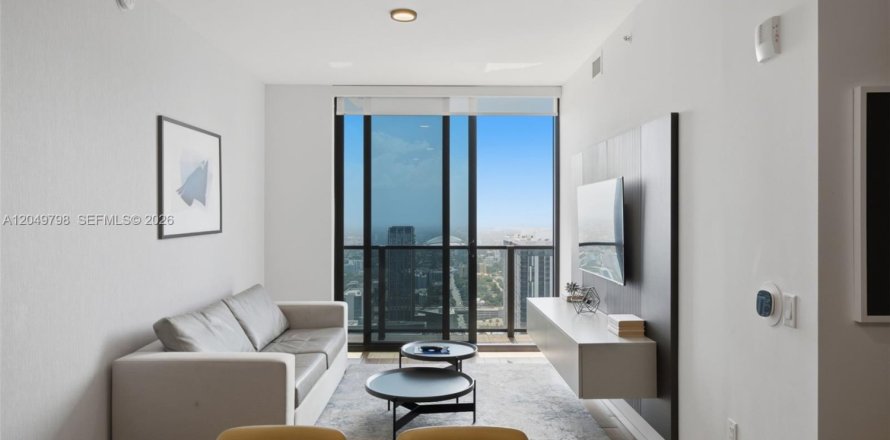 Condo in Miami, Florida, 1 bedroom  № 2252316