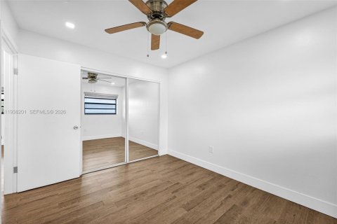 Copropriété à vendre à Hialeah, Floride: 2 chambres, 86.03 m2 № 1995943 - photo 28