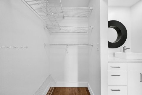 Copropriété à vendre à Hialeah, Floride: 2 chambres, 86.03 m2 № 1995943 - photo 26