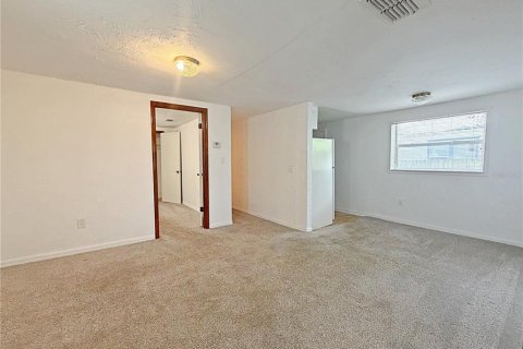 Apartment in Orlando, Florida 2 bedrooms, 60.39 sq.m. № 2156117 - photo 4