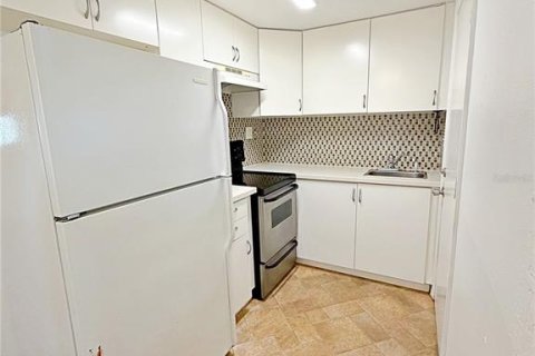 Apartment in Orlando, Florida 2 bedrooms, 60.39 sq.m. № 2156117 - photo 10