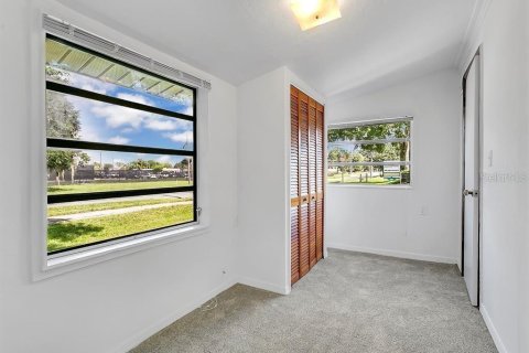 Apartment in Orlando, Florida 2 bedrooms, 60.39 sq.m. № 2156117 - photo 13