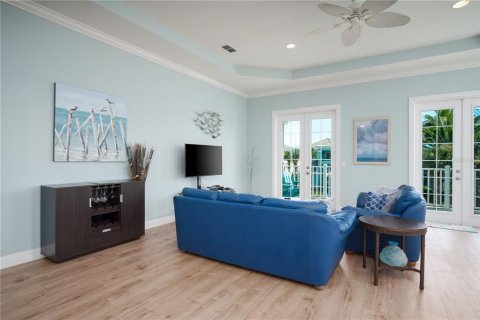House in Palm Coast, Florida 3 bedrooms, 223.15 sq.m. № 1379268 - photo 11