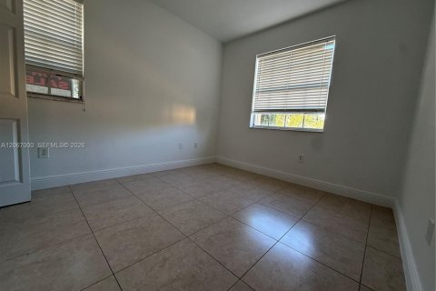 Condominio en venta en Homestead, Florida, 3 dormitorios, 98.66 m2 № 2339866 - foto 17