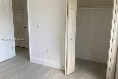 Villa ou maison à louer à Miami, Floride: 3 chambres, 112.04 m2 № 2002816 - photo 12