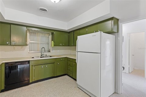 Villa ou maison à vendre à Saint Petersburg, Floride: 3 chambres, 178.19 m2 № 2396809 - photo 24