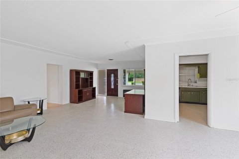 Villa ou maison à vendre à Saint Petersburg, Floride: 3 chambres, 178.19 m2 № 2396809 - photo 11