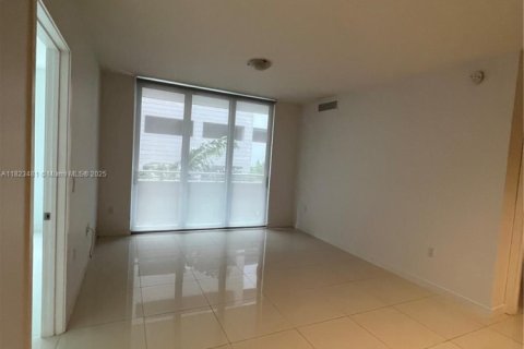 Condo in Doral, Florida, 3 bedrooms  № 2038021 - photo 10