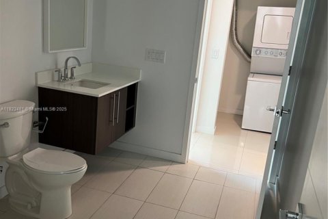 Condo in Doral, Florida, 3 bedrooms  № 2038021 - photo 27