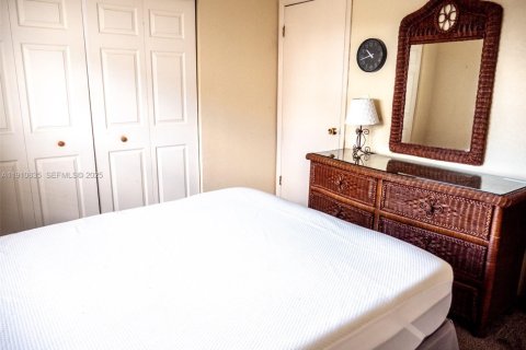 Condominio en venta en Miami, Florida, 2 dormitorios, 79.52 m2 № 1987681 - foto 6