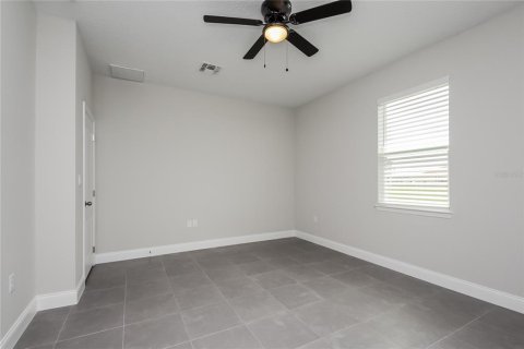 House in Kissimmee, Florida 4 bedrooms, 169.64 sq.m. № 2277654 - photo 8