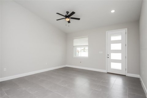 House in Kissimmee, Florida 4 bedrooms, 169.64 sq.m. № 2277654 - photo 5