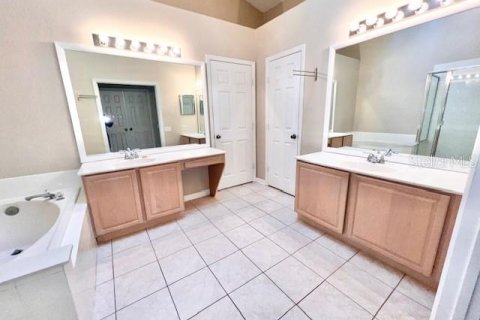 House in Lake Mary, Florida 3 bedrooms, 189.71 sq.m. № 2376828 - photo 11