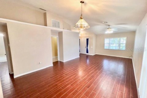 House in Lake Mary, Florida 3 bedrooms, 189.71 sq.m. № 2376828 - photo 8