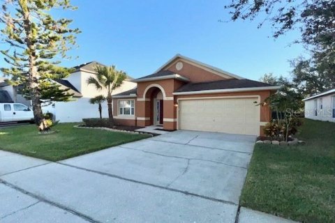 House in Lake Mary, Florida 3 bedrooms, 189.71 sq.m. № 2376828 - photo 3