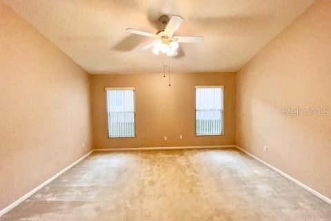 House in Lake Mary, Florida 3 bedrooms, 189.71 sq.m. № 2376828 - photo 9
