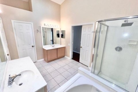 House in Lake Mary, Florida 3 bedrooms, 189.71 sq.m. № 2376828 - photo 10