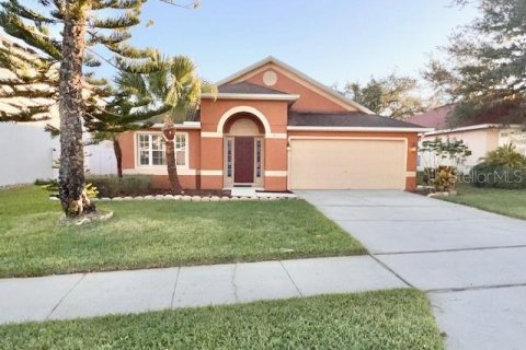House in Lake Mary, Florida 3 bedrooms, 189.71 sq.m. № 2376828 - photo 2