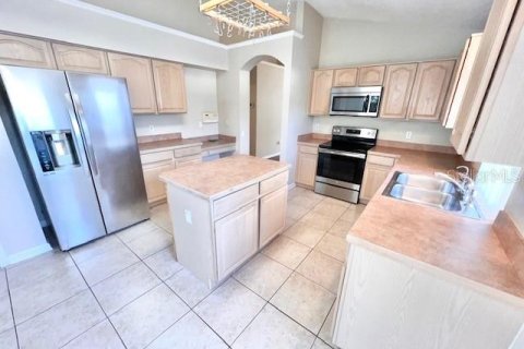 House in Lake Mary, Florida 3 bedrooms, 189.71 sq.m. № 2376828 - photo 4