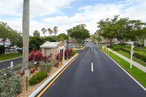 Condominio en venta en Fort Lauderdale, Florida, 2 dormitorios, 112.88 m2 № 1155782 - foto 1